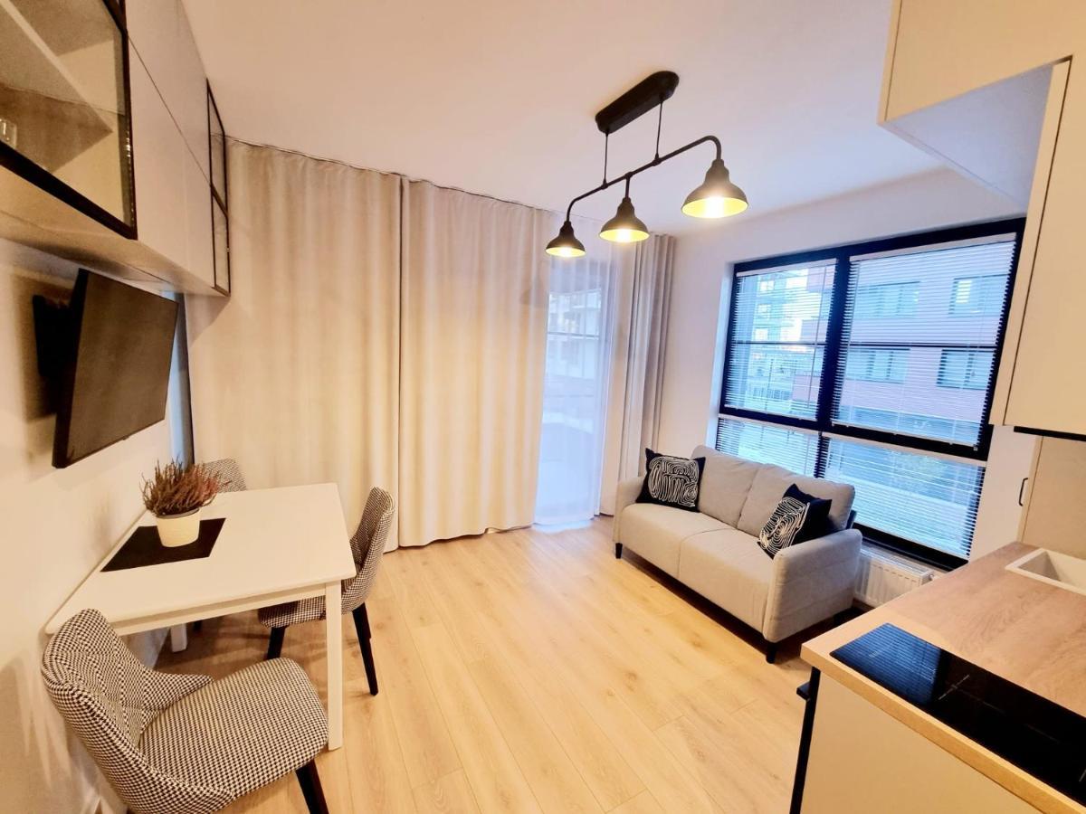 Doki Living Apartament 55 Gdańsk Buitenkant foto