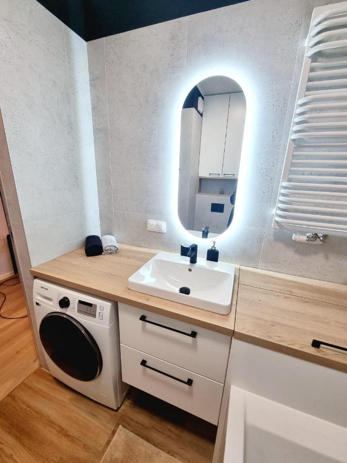 Doki Living Apartament 55 Gdańsk Buitenkant foto