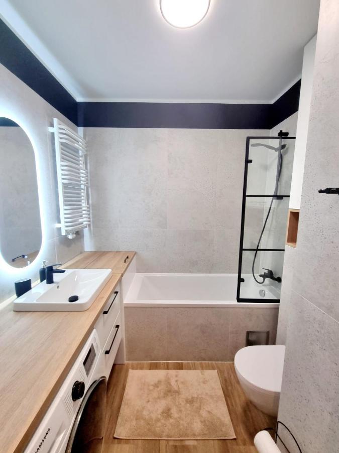 Doki Living Apartament 55 Gdańsk Buitenkant foto